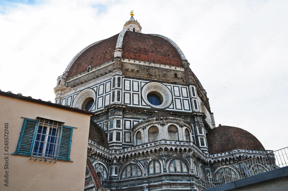 Fototapeta premium Firenze, la Basilica di Santa Maria del Fiore e Cupola del Brunelleschi
