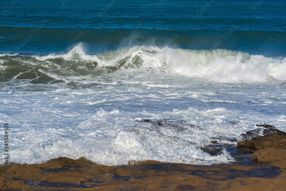 Surf at sea