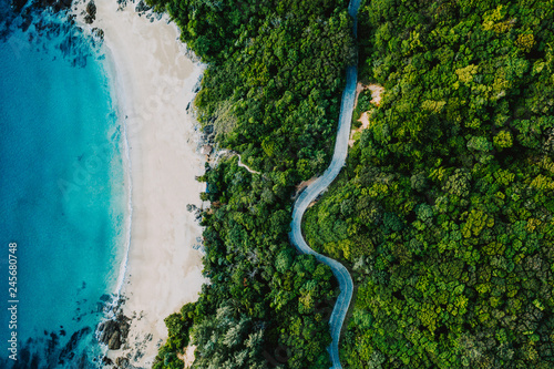 Fotografía Bird eye view of Nui Bay, Koh Lanta