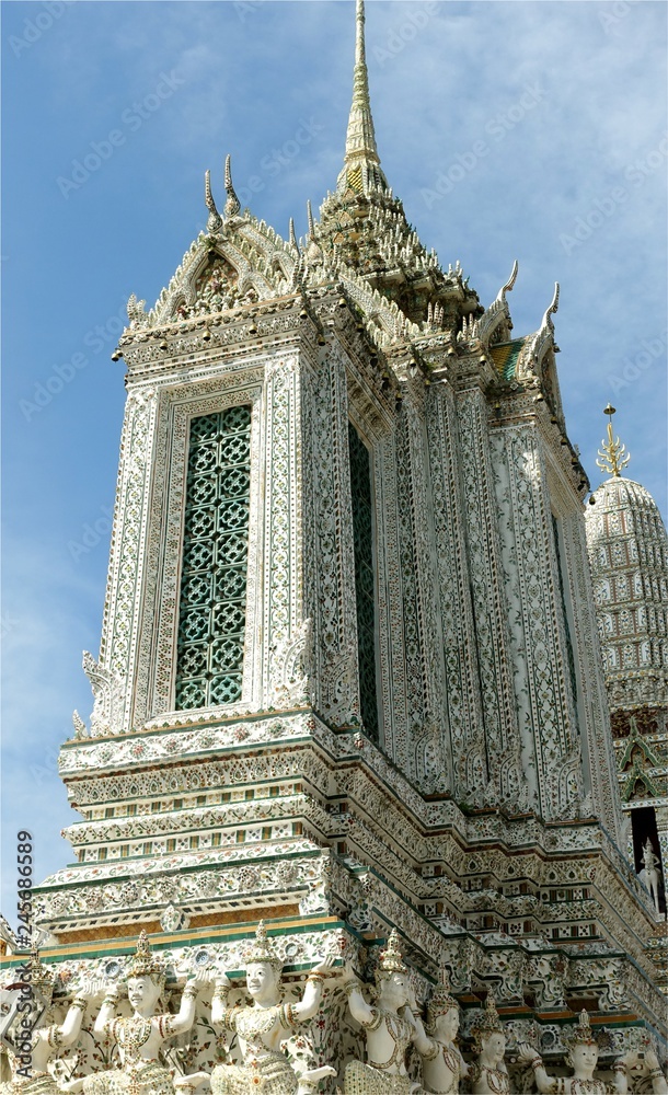 Thaïlande Bangkok temple de l'Aurore