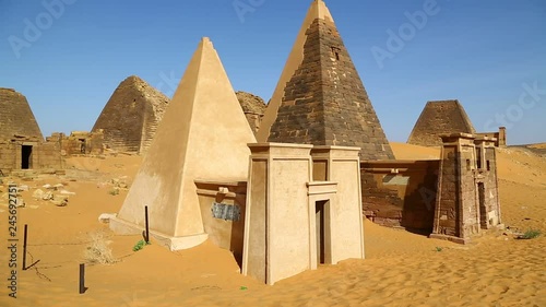 in africa sudan meroe the antique pyramids