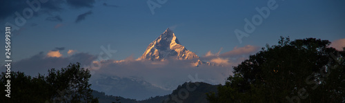 Fishtail Mountain Machpuchare photo