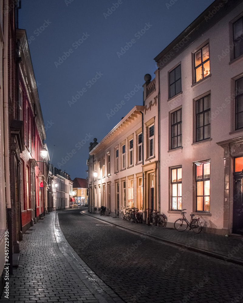 Fototapeta premium Night photography in Bergen op Zoom, The Netherlands