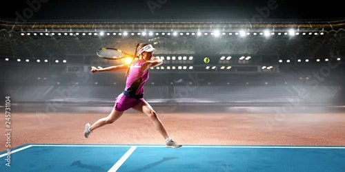 Obraz Wielki tenisista. Różne środki przekazu