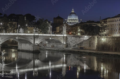 Vatikan bei nacht