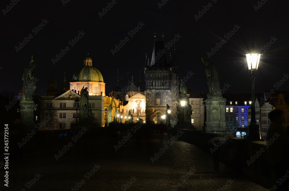 Naklejka premium Charles Bridge in Prague by night