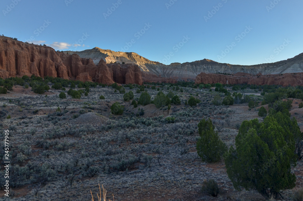 Kodachrome Basin state park at sunrise scenic view (Cannonville, Kane county, Utah)