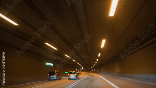 Autobahn Tunnel
