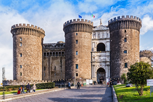 Castel Nuovo, Neapel photo