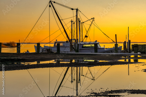 Fototapeta Naklejka Na Ścianę i Meble -  Deadrise Fishing Boats Reflected