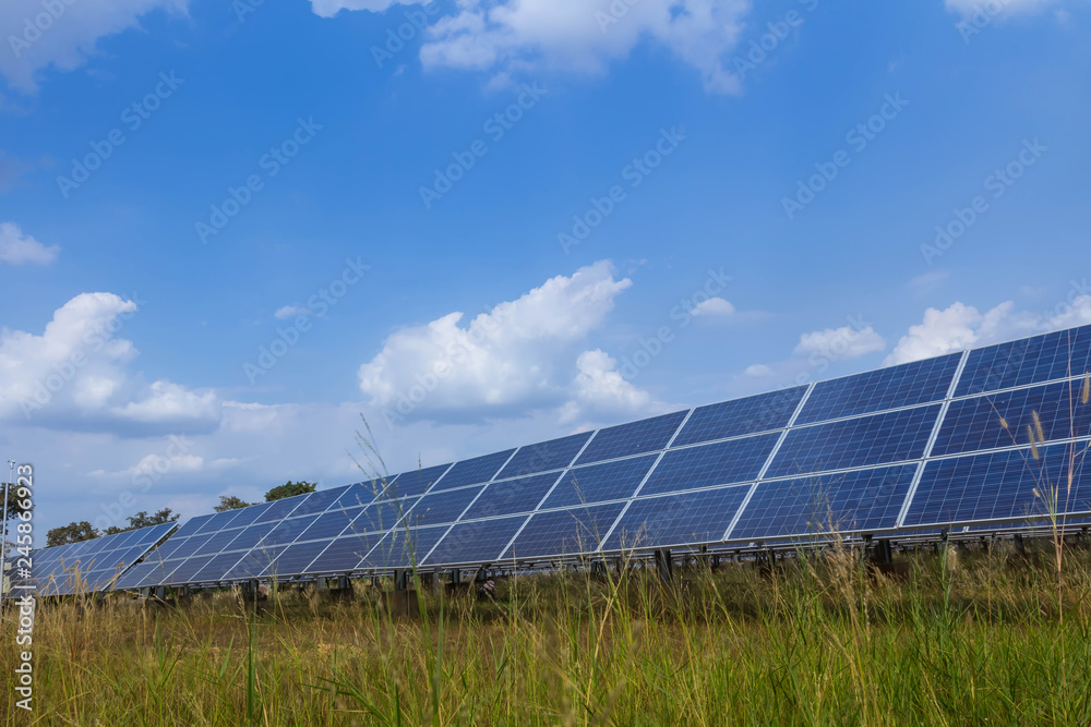 Solar panel, alternative electricity source - concept of sustainable resources, And this is a new system that can generate electricity more than the original, This's the sun tracking systems Solar panel, alternative electricity source - concept of sustainable resources, And this is a new system that can generate electricity more than the original, This's the sun tracking systems
