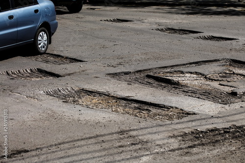 repair works are being carried out, road repairs in Ukraine