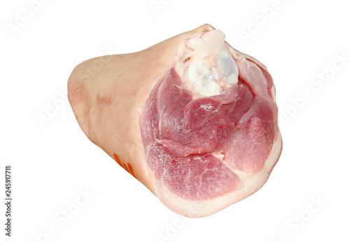 Golonka wieprzowa . Surowe mięso wieprzowe na białym tle. photo