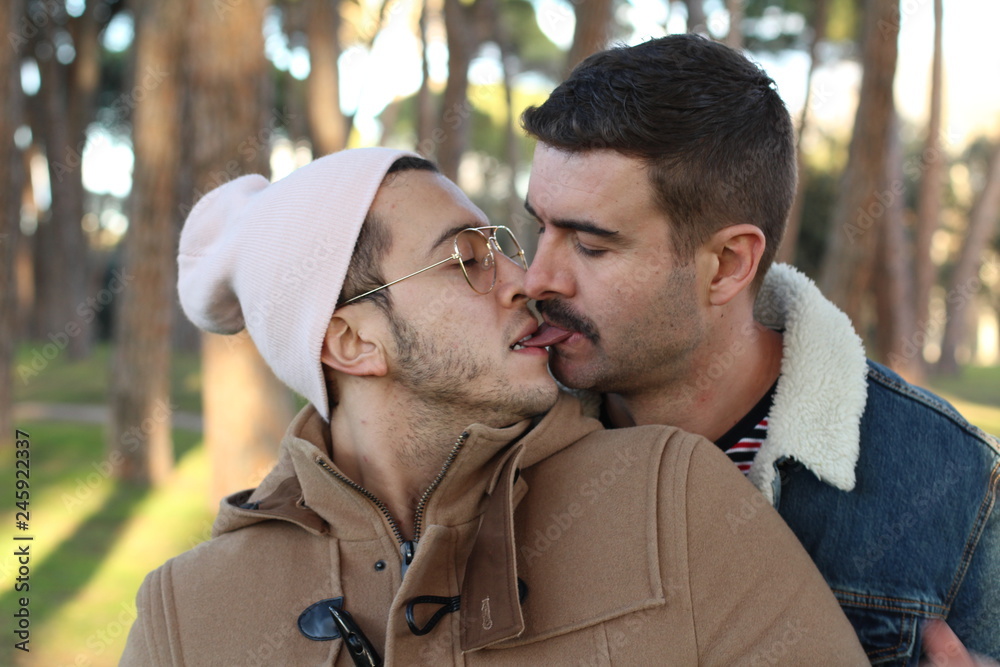 Gay kiss