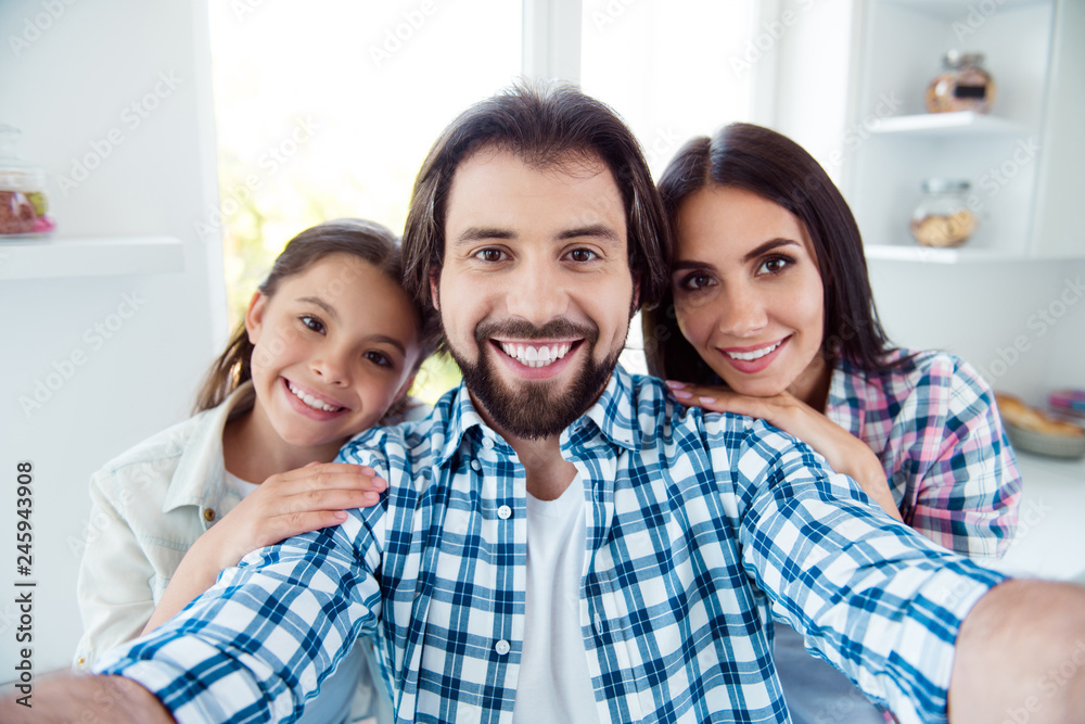 Self-portrait of nice cute tender sweet lovely attractive trendy cheerful cheery people mom mommy dad daddy spending time in light white modern interior indoors Self-portrait of nice cute tender sweet lovely attractive trendy cheerful cheery people mom mommy dad daddy spending time in light white modern interior indoors