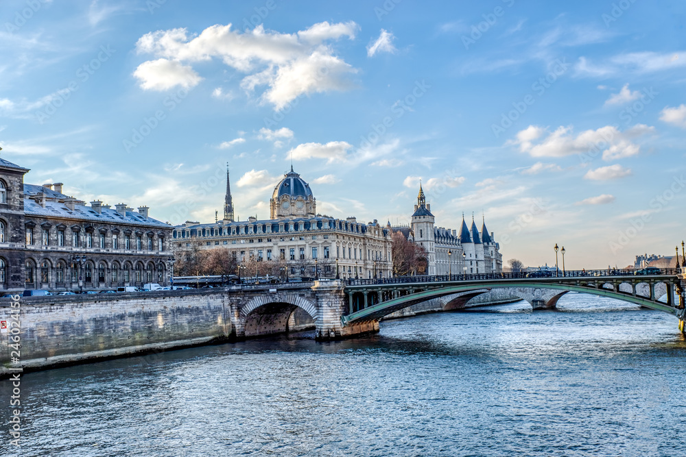 Tribunal de Commerce, the Conciergerie and Pont Notre Dame on the Ile de la Cite in Paris, France