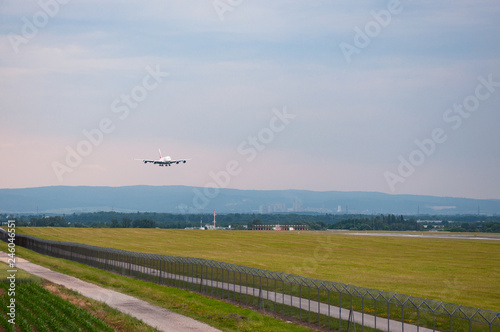 Flugzeug im Landeanflug