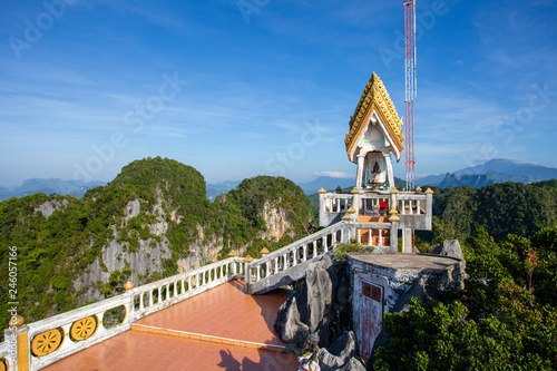 Wat Tham Sua Temple photo