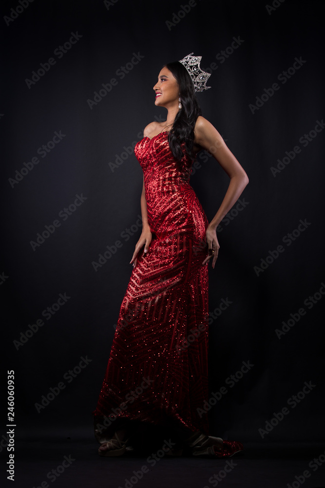 Full Length of Miss Pageant Contest in Asian woman Red Evening Ball Gown  dress with Diamond