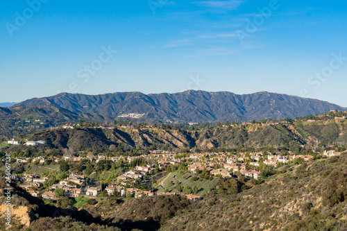 Fototapeta Naklejka Na Ścianę i Meble -  Aerial view of the Mountains and Altadena area