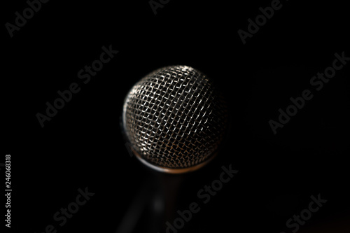 microfono al centro © deversteel
