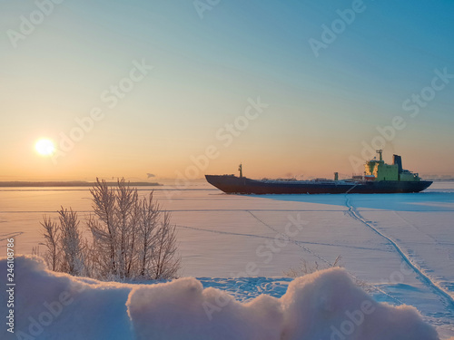 Arkhangelsk. Sunny winter day on the Bank of the Northern Dvina. January.