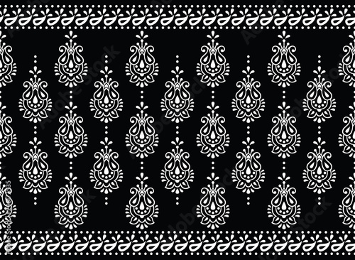 Seamless black and white traditional indian paisley border