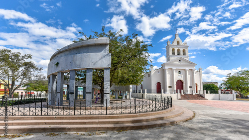 Canvastavla El Carmen park and church, Santa Clara, Cuba