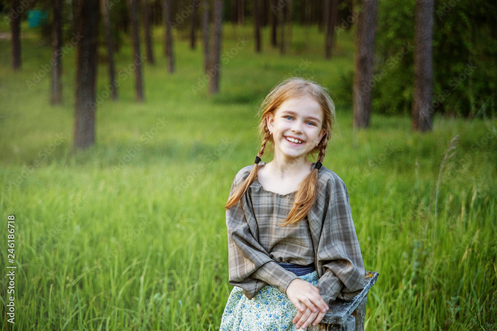 Fototapeta premium girl in the park