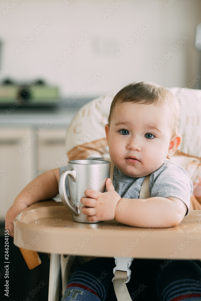 girl ON a CHAIR DRINKING TEA WITH GREY CIRCLES girl ON a CHAIR DRINKING TEA WITH GREY CIRCLES