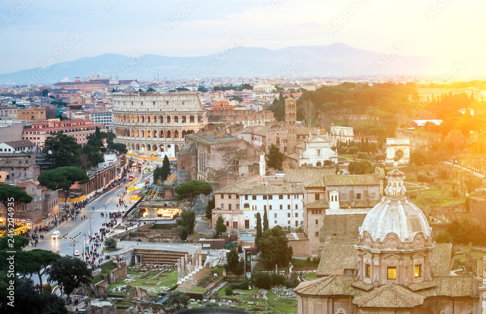 Fototapeta premium Colosseum and street traffic, Italy, Roma
