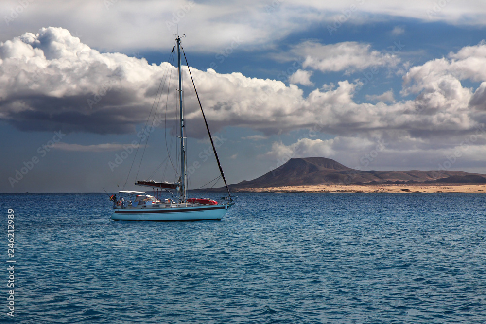 Fototapeta premium Boat trip around Lobos Island, Fuerteventura, Canary Island, Spain