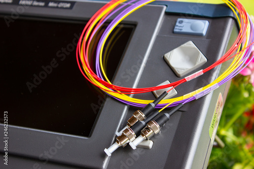 Glasfaser-Patchkabel und OTDR Messgerät
