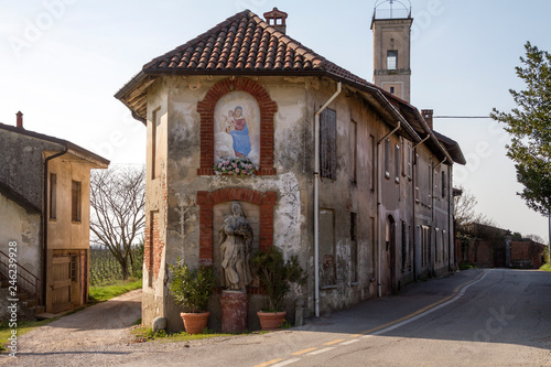 Monticelli Pavese (Pavia, Lombardia) photo