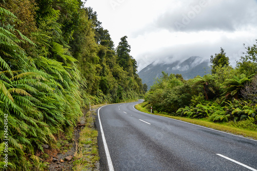 the road that crosses the Westland Tai Poutini National Park