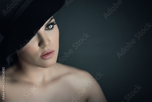 Lady with a black hat