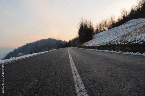 Road to the distance, winter nature and separation line