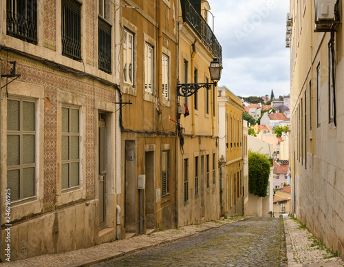 Fototapeta Naklejka Na Ścianę i Meble -  Lisbon old town