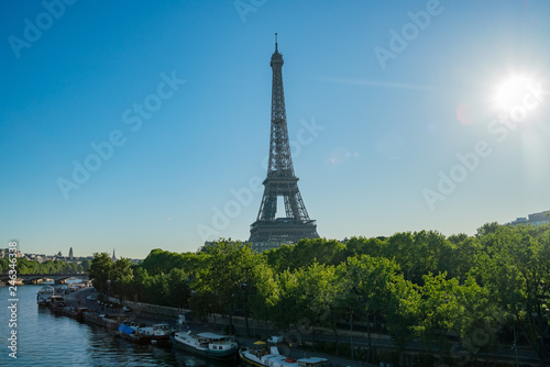 Morning view of the famous Eiffel Tower and downtown citypscape