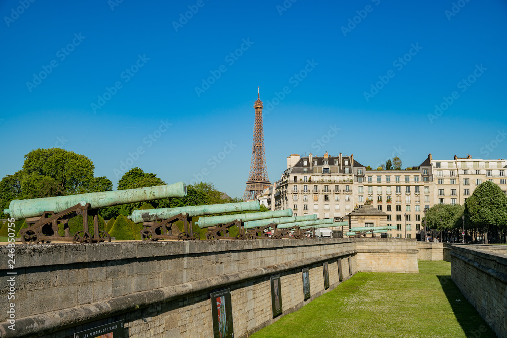 Exterior view of the Army Museum and Eiffel Tower at Paris