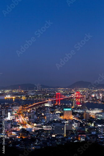 若戸大橋の夜景 北九州市高塔山