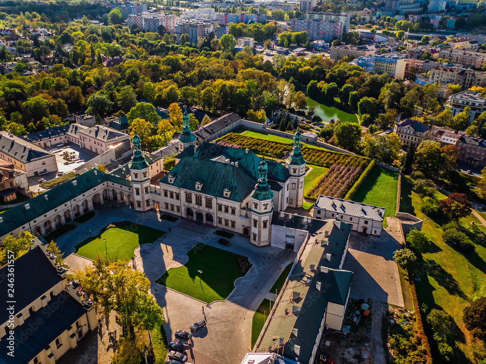 Muzeum Narodowe w Kielcach, Pałac Biskupów krakowskich