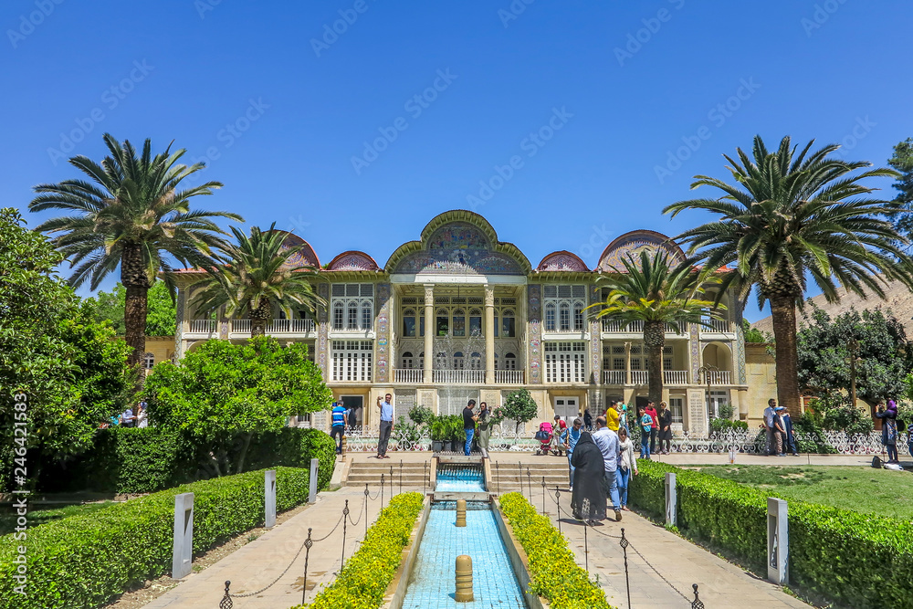 Shiraz Eram Garden 02