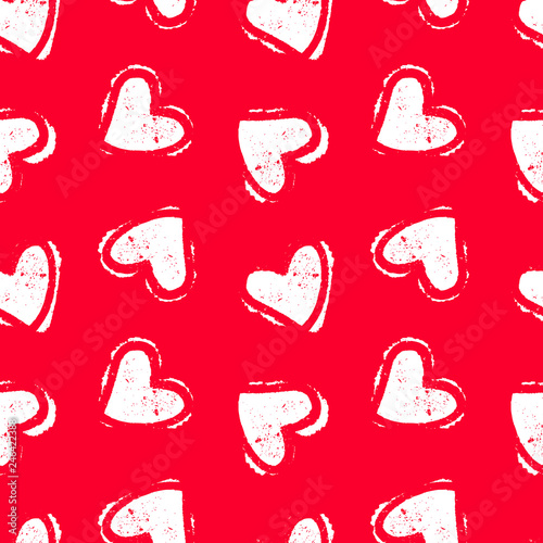 Hand drawn seamless red hea...