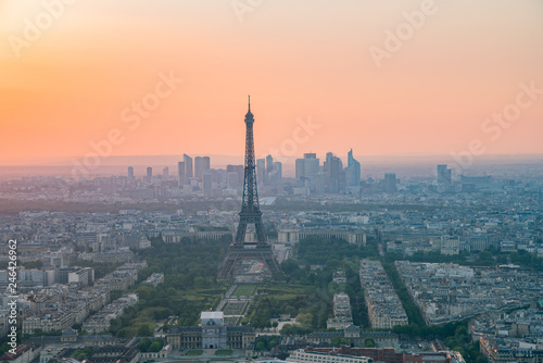 Sunset aerial view of the famous Eiffel Tower © Kit Leong