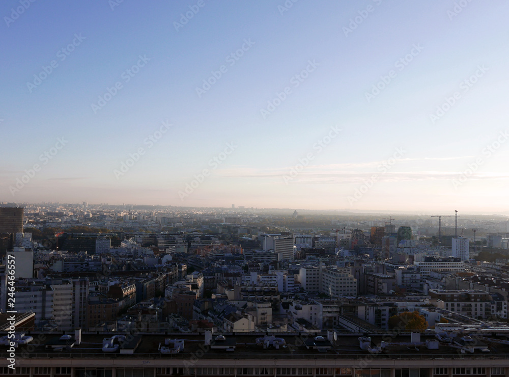vista aerea di un quartiere di parigi dall'alto