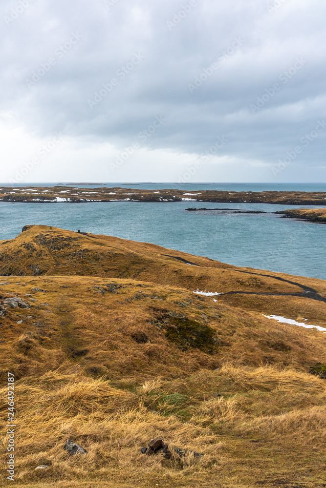 Landschaft von Stykkishólmur im Winter in Island