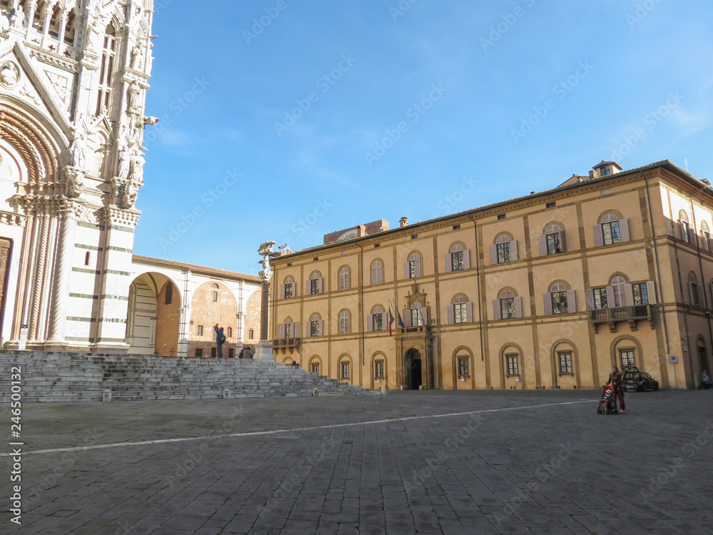 Siena, Cathedral square