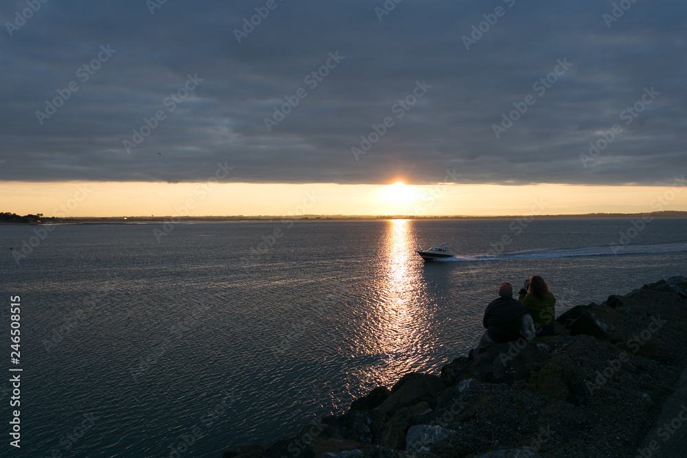 Obraz premium Walking the Howth Cliff Path Loop