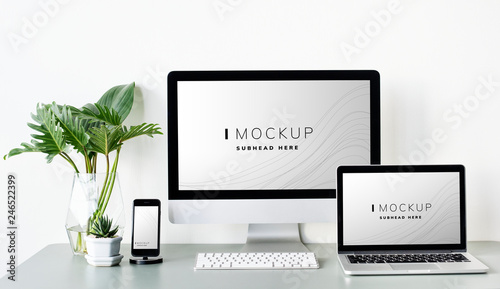 Set of digital devices screen mockup